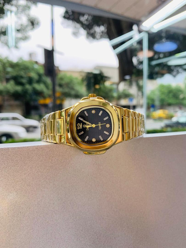 ساعت زنانه برندDovixمیوتا صفحه مشکی